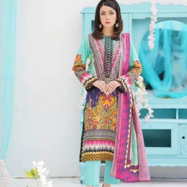 3 pc lawn Original Fabric Unstitched