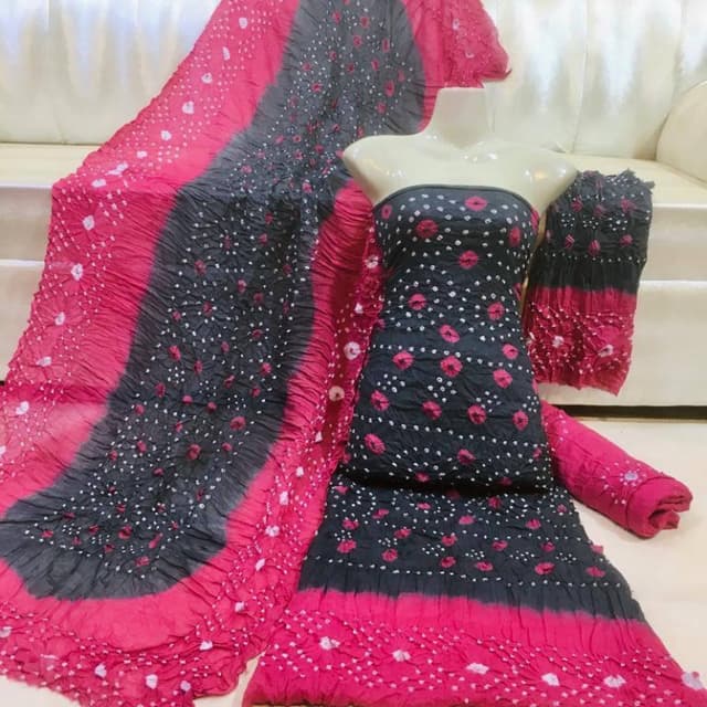 3 pc Beautiful Chunri suit for women's